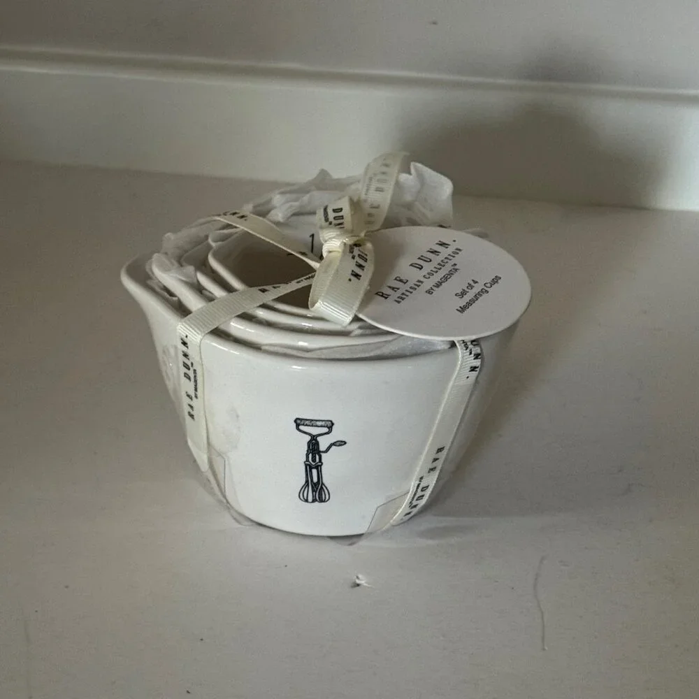 Rae Dunn Icon Measuring Cups New with Tags